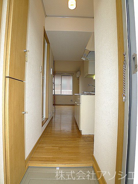 エステートピアMITA 玄関
