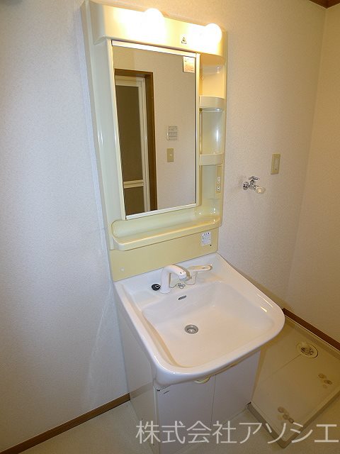エルディムイシカワE 洗面所