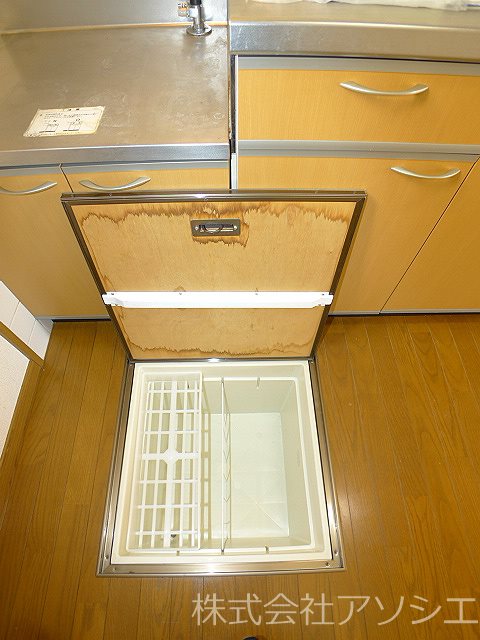 エルディムイシカワE 収納