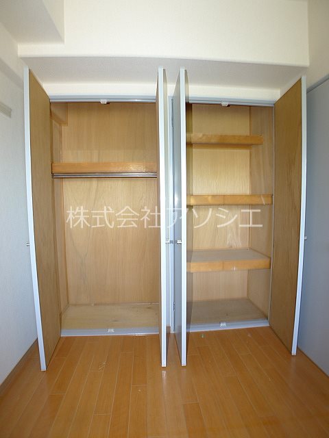 グランデージ3武里 収納