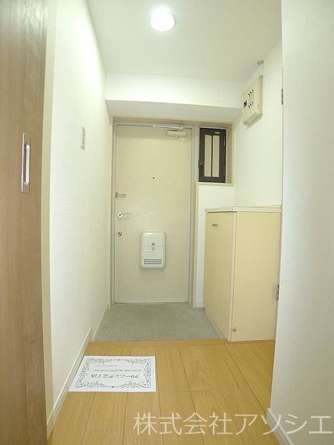グリーンパーク三郷 玄関