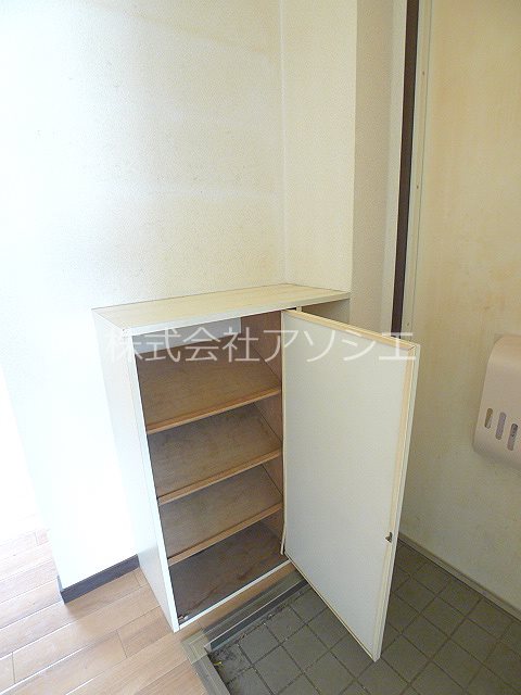 ウインディア平野 収納