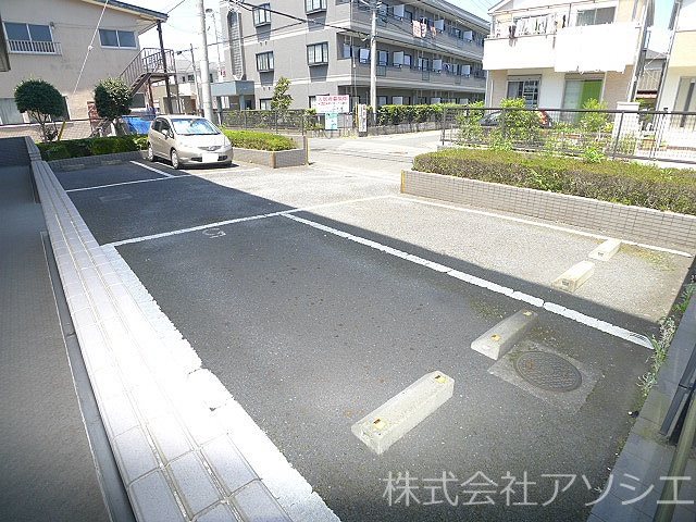 ロイヤル島田 駐車場