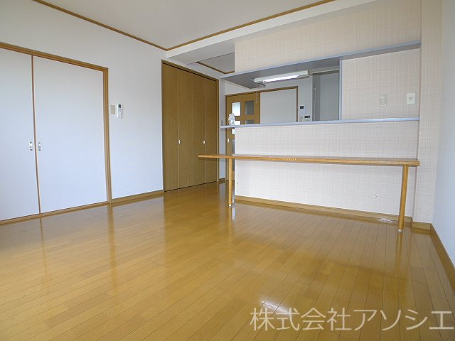 ロイヤル島田 リビング