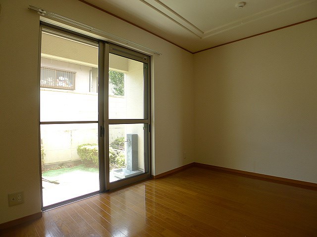 Garden House 三郷　B リビング