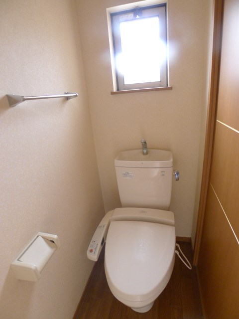 Garden House 三郷　B トイレ
