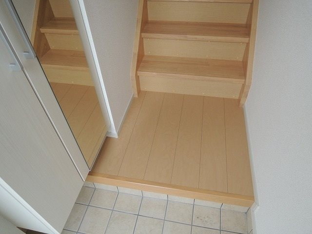 インプレス 玄関
