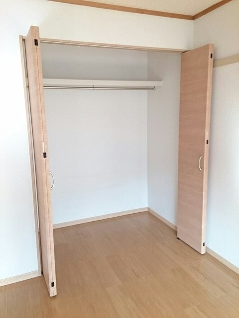 エルディムスターハイム 収納