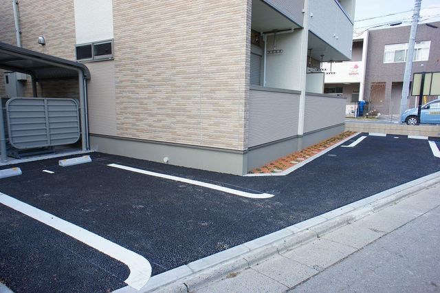ヴィレッタ 駐車場