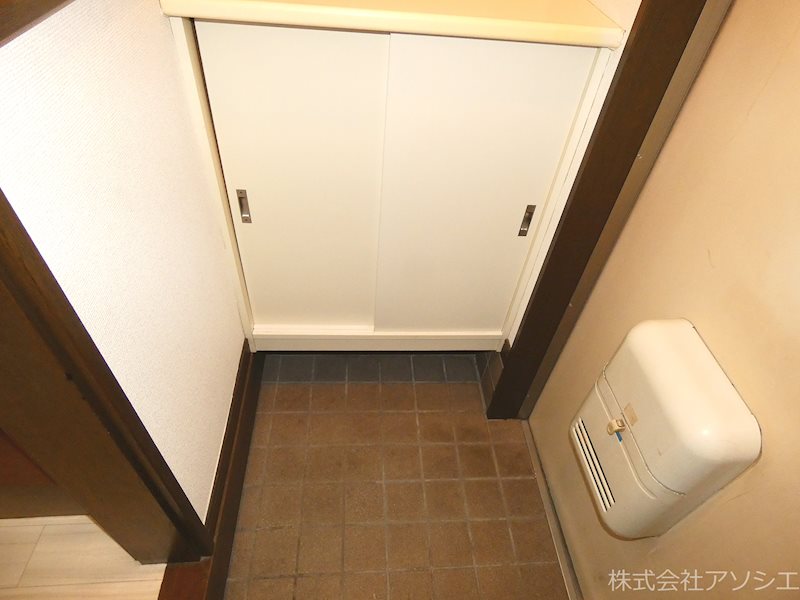 テラスヴェルデB棟 玄関