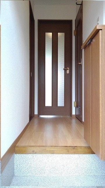 リュミエール 玄関