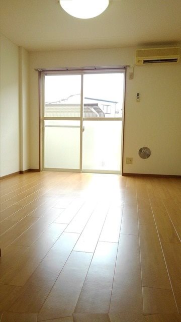 リュミエール リビング