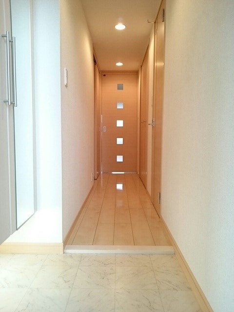 イセソラージュ 玄関