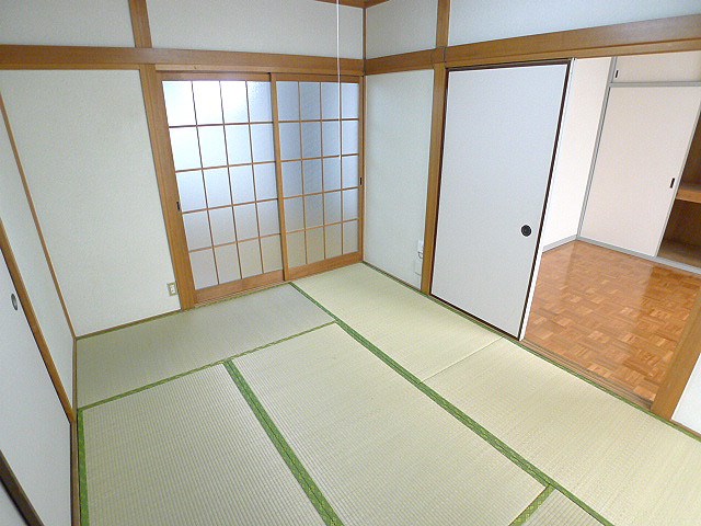 吉川サンビレッジ ベッドルーム