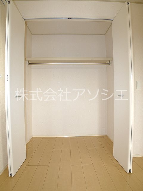 シャルム・ソワニエB 収納