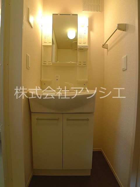 シャルム・ソワニエB 洗面所