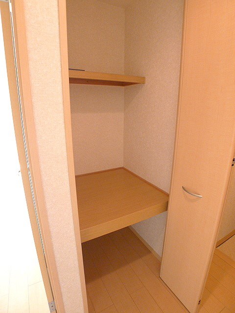 シャローム　Ａ 収納