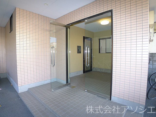 シャルマン草加 エントランス