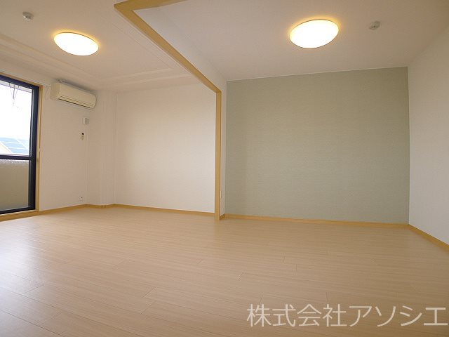 ピュアガーデン美穂 リビング