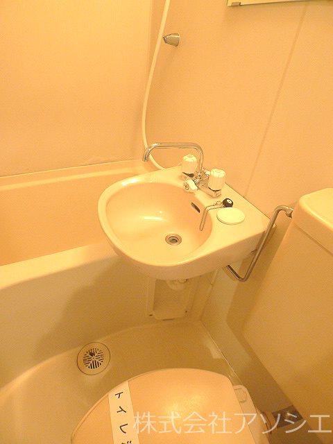 プレステージ吉川 洗面所