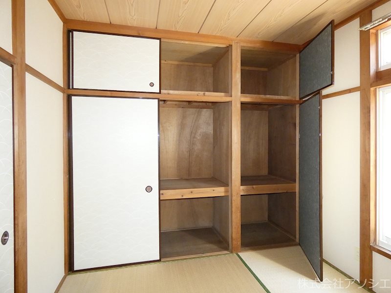 シャトー２番館 収納