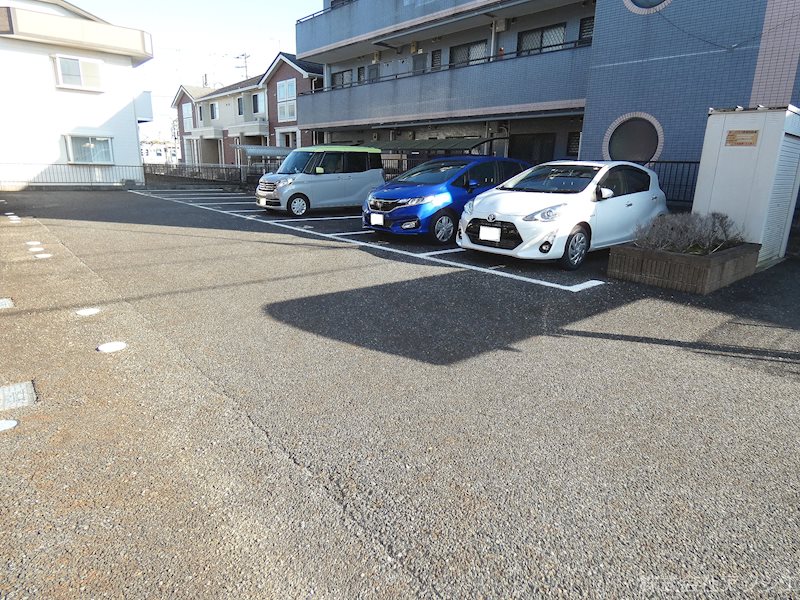 Sun　Excel 駐車場