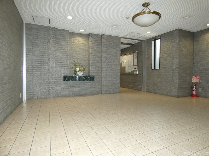 ライオンズマンション吉川駅前 ロビー