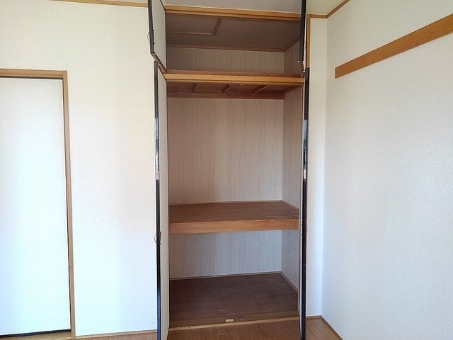 サクラハイツ 収納