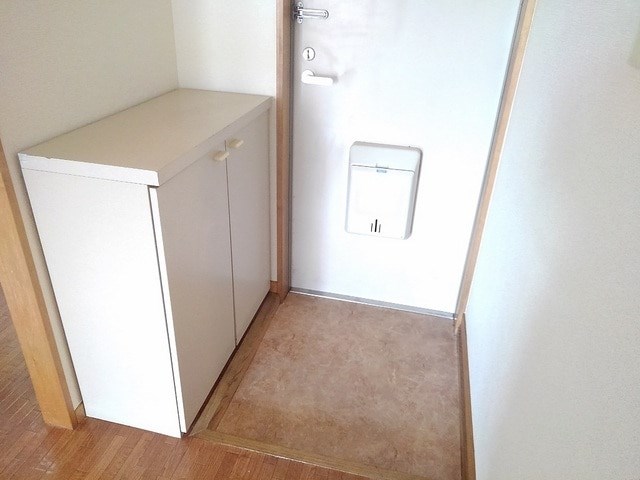 サクラハイツ 玄関