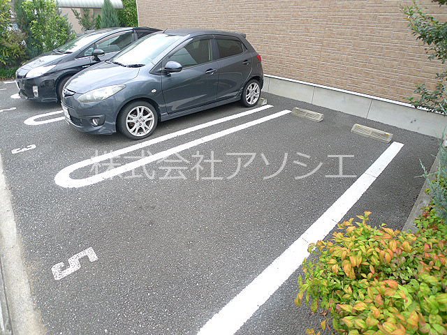 プリティ　ヒルB 駐車場