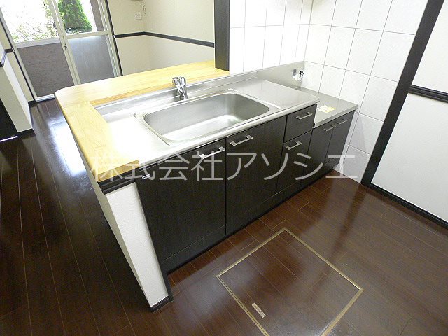 プリティ　ヒルB キッチン