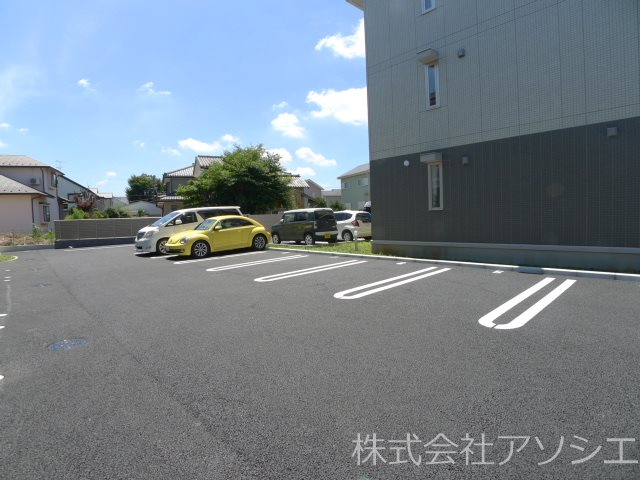 アロサールⅡ 駐車場