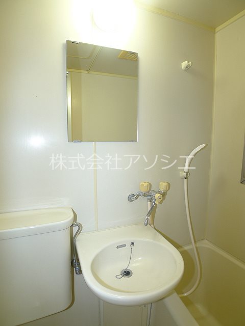DRホームズ草加 洗面所