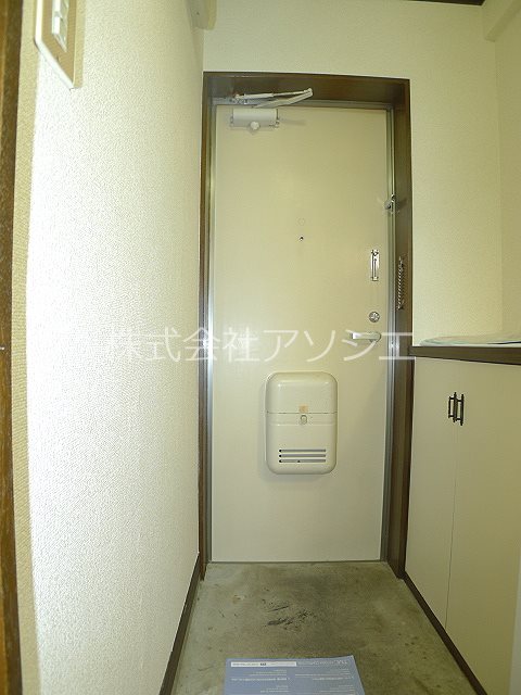DRホームズ草加 玄関