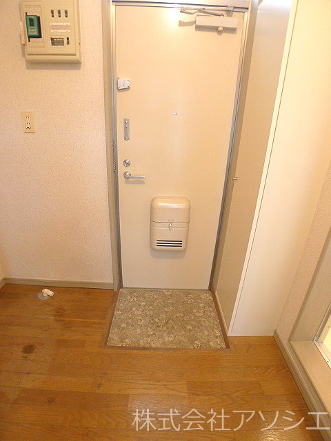 メゾンあけぼの 玄関
