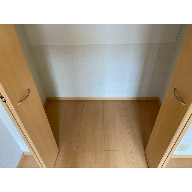 パレス八幡 収納