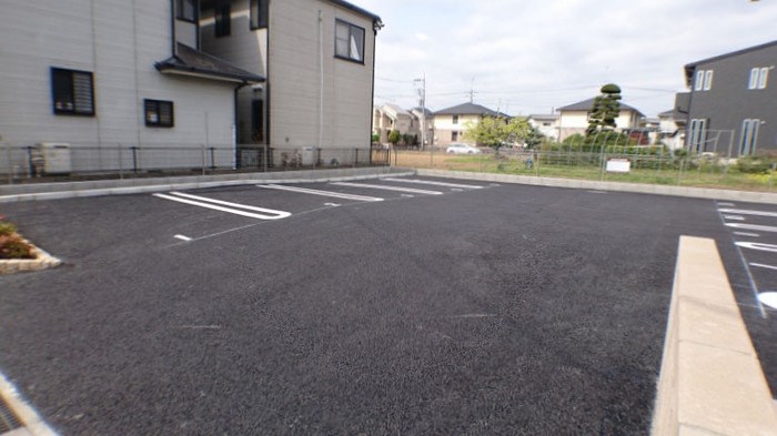 Beans 駐車場