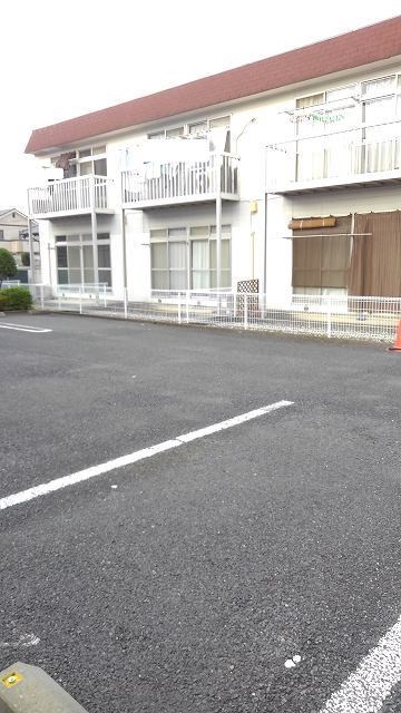 テイショウハイツ 駐車場
