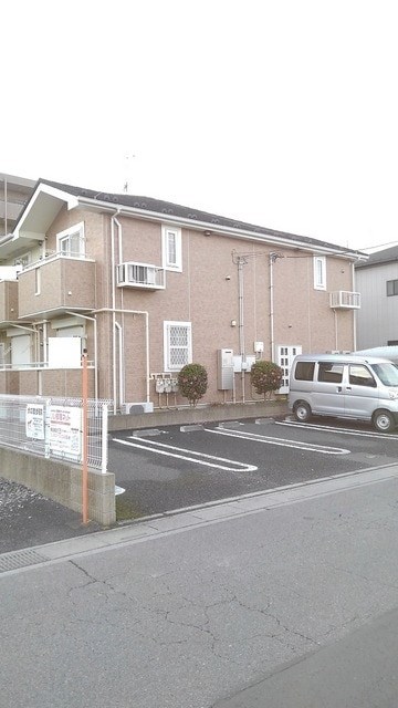 スプリングワット　D棟 駐車場