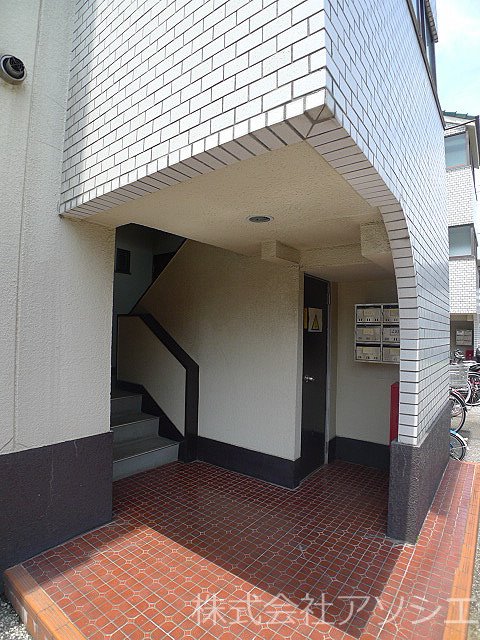 リバーサイドマンション エントランス