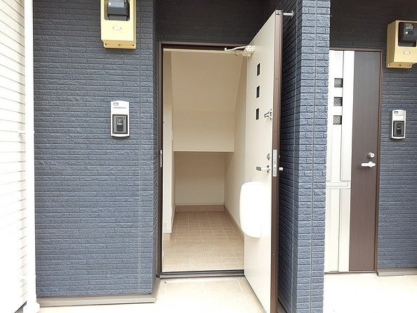 サルート 玄関