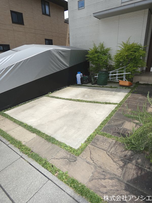 新越谷戸建 駐車場