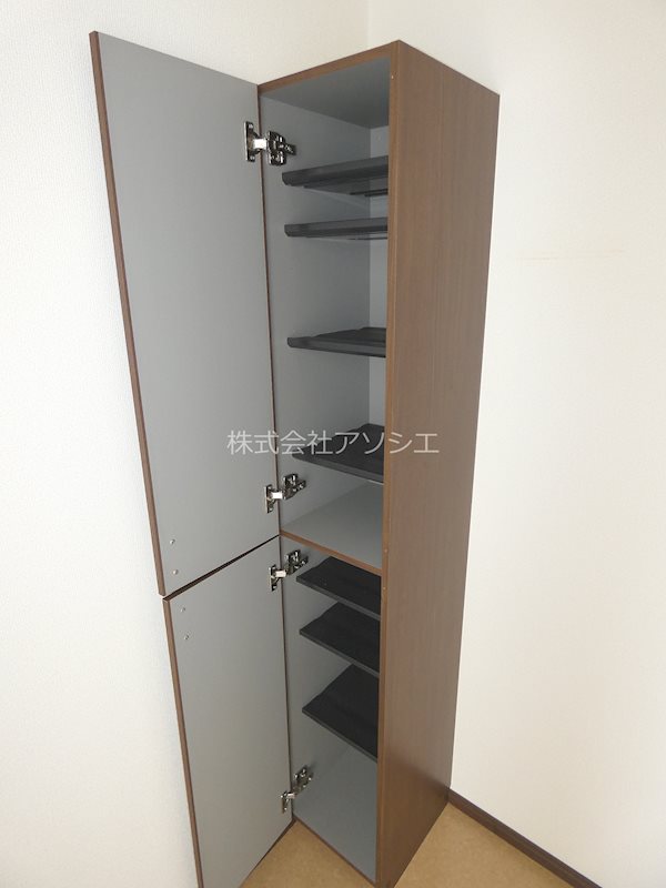 第42アベニュー新善町 収納