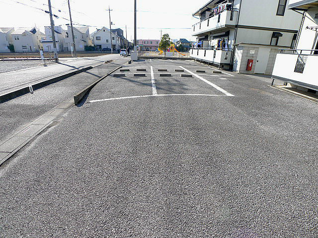 アネックスハマノＢ 駐車場