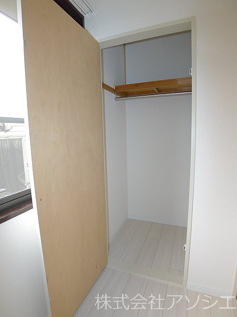 ラパスＥ 収納