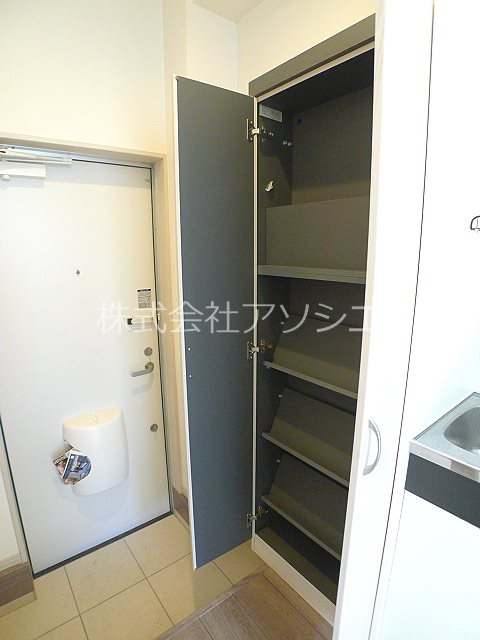 ブルーハイム大場 収納