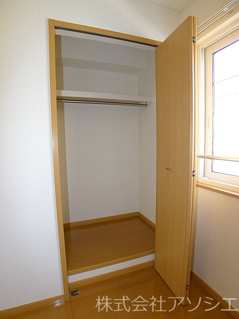 ラ・プランタンB 収納