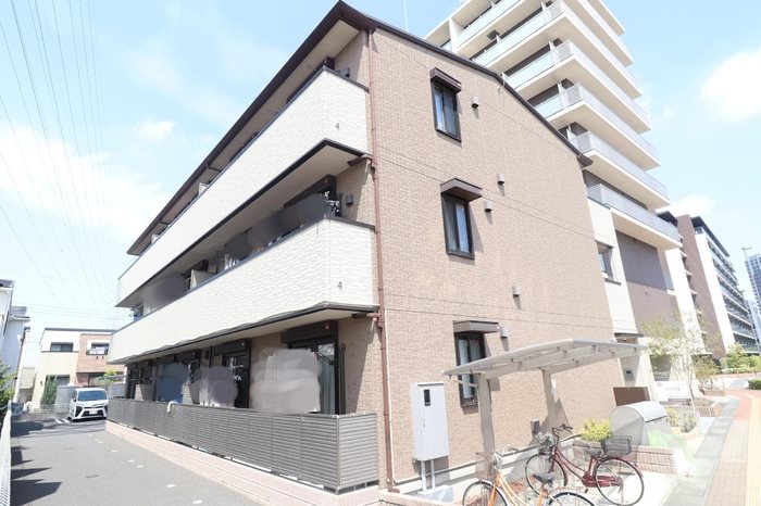 アリーヴィオ 外観