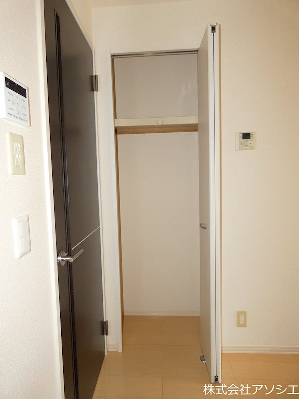 アンクレージュB 収納