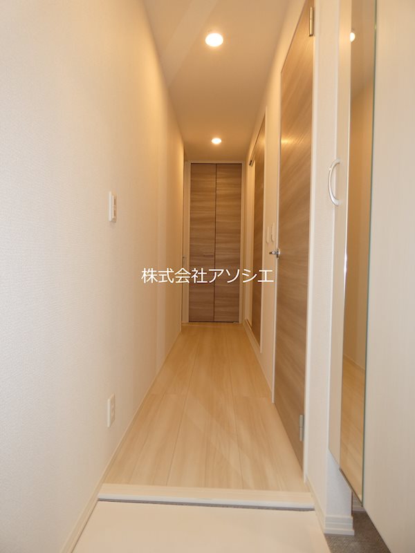 ルピナスV 玄関